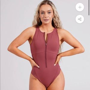 One Piece Laguna Swimsuit